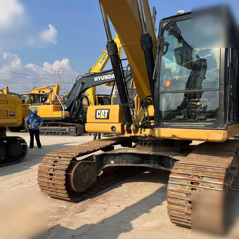 CATERPILLAR 320GC - Lánctalpas kotró: 5 kép. CATERPILLAR 320GC - Lánctalpas kotró: 5 kép.