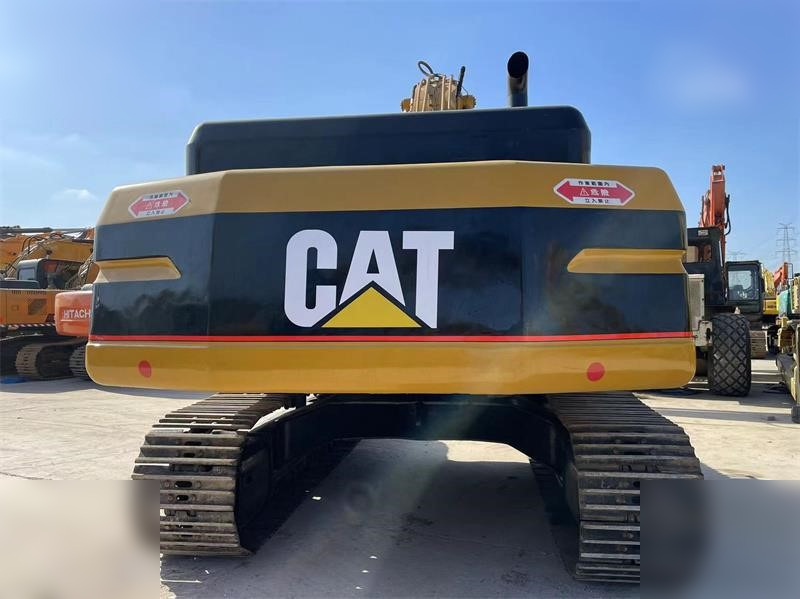 CATERPILLAR 325BL - Lánctalpas kotró: 5 kép. CATERPILLAR 325BL - Lánctalpas kotró: 5 kép.