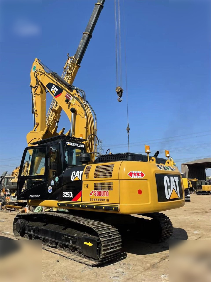 CATERPILLAR 325DL - Lánctalpas kotró: 5 kép. CATERPILLAR 325DL - Lánctalpas kotró: 5 kép.