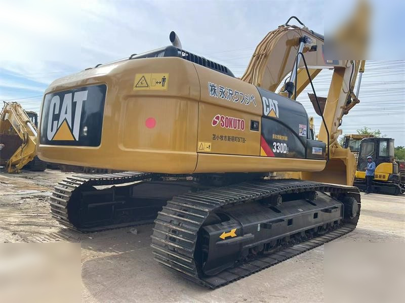CATERPILLAR 330D2 - Lánctalpas kotró: 2 kép. CATERPILLAR 330D2 - Lánctalpas kotró: 2 kép.