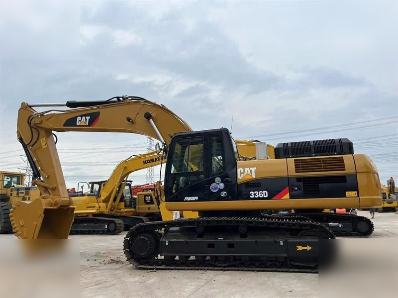 CATERPILLAR 336D - Lánctalpas kotró: 1 kép. CATERPILLAR 336D - Lánctalpas kotró: 1 kép.