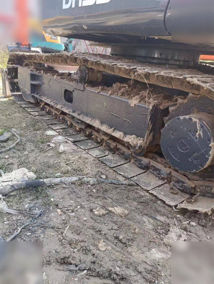 DOOSAN DH55 - Minikotró: 5 kép. DOOSAN DH55 - Minikotró: 5 kép.