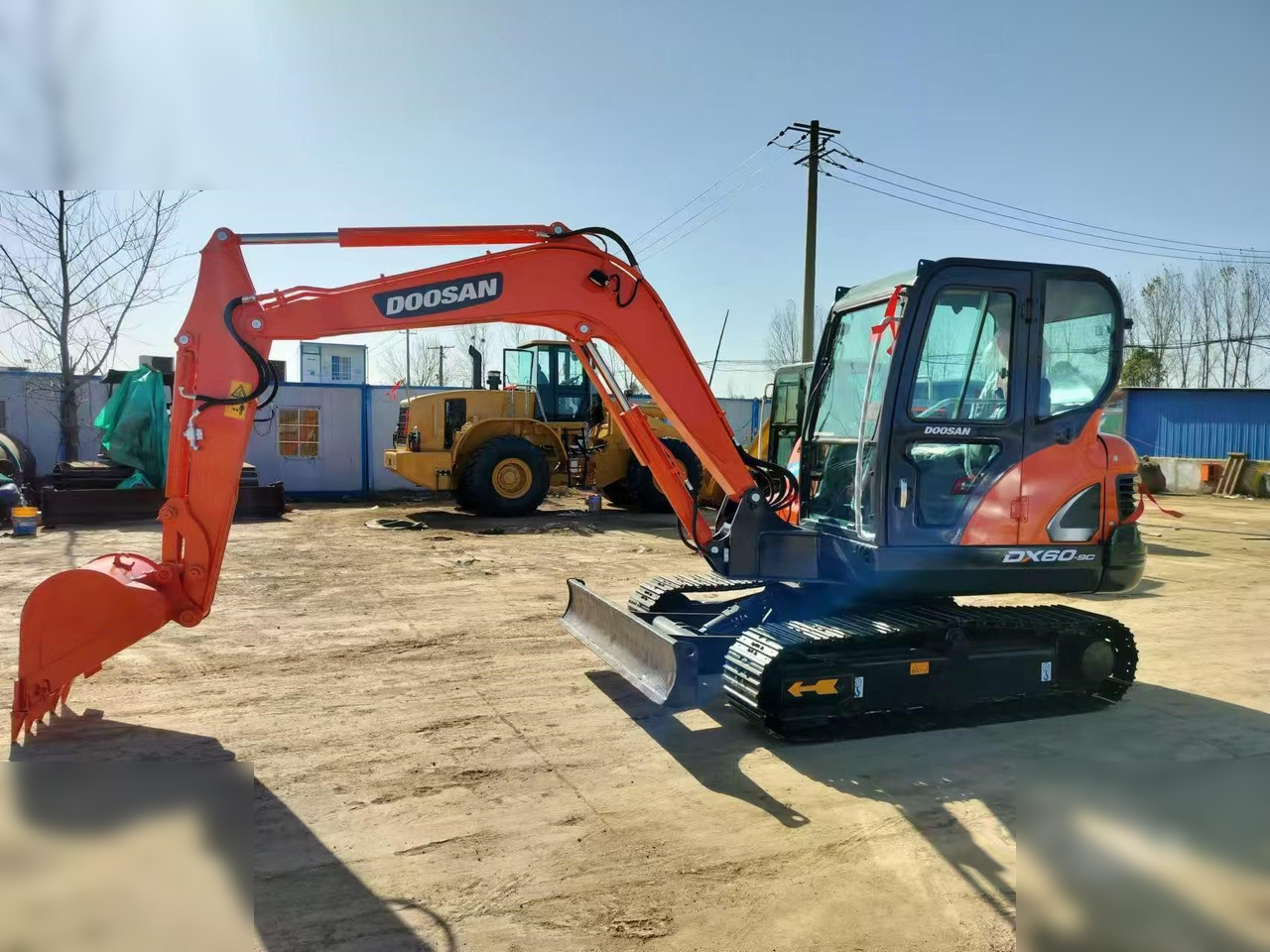 DOOSAN DX60-9C - Lánctalpas kotró: 5 kép. DOOSAN DX60-9C - Lánctalpas kotró: 5 kép.