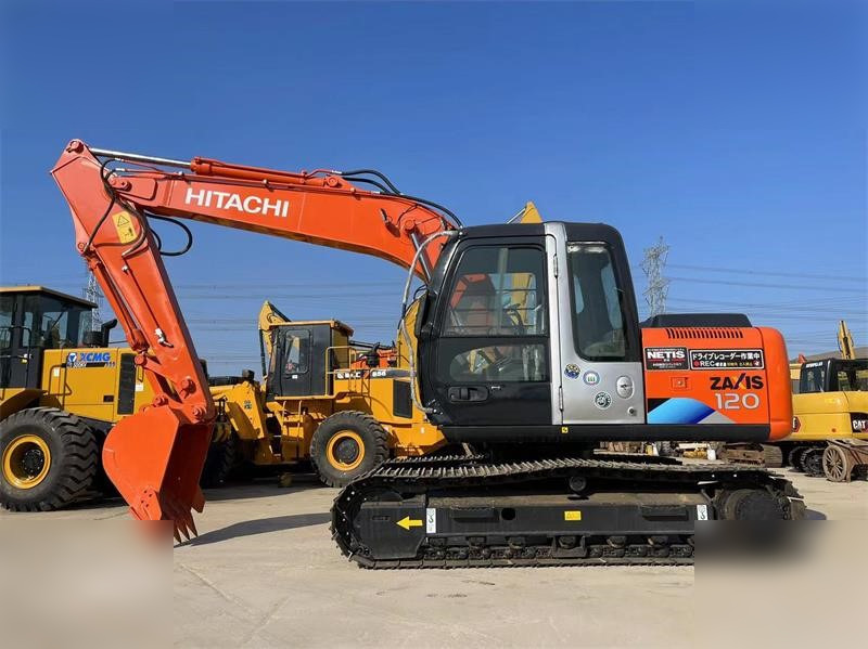 HITACHI ZX120 - Lánctalpas kotró: 1 kép. HITACHI ZX120 - Lánctalpas kotró: 1 kép.