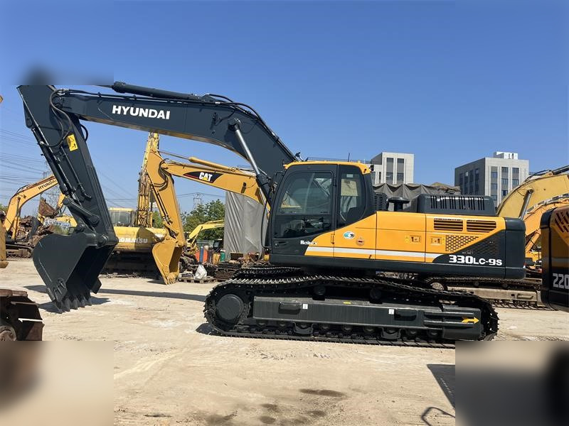 HYUNDAI ROBEX 330 LC-9S - Lánctalpas kotró: 1 kép. HYUNDAI ROBEX 330 LC-9S - Lánctalpas kotró: 1 kép.