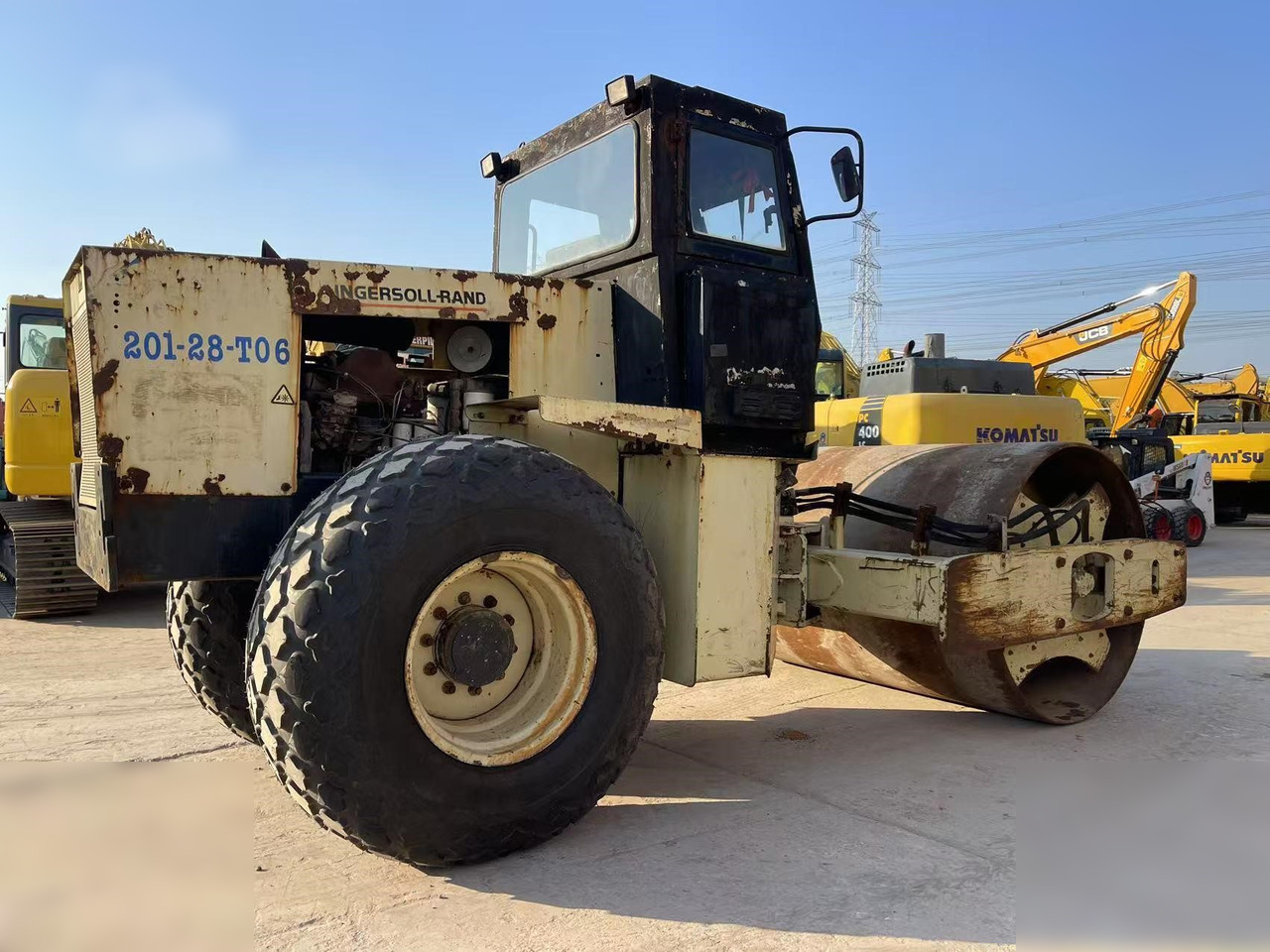 INGERSOLL-RAND SD100D - Henger: 1 kép. INGERSOLL-RAND SD100D - Henger: 1 kép.