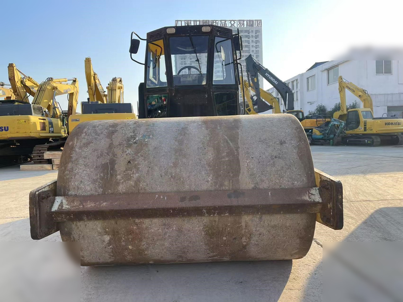INGERSOLL-RAND SD100D - Henger: 4 kép. INGERSOLL-RAND SD100D - Henger: 4 kép.