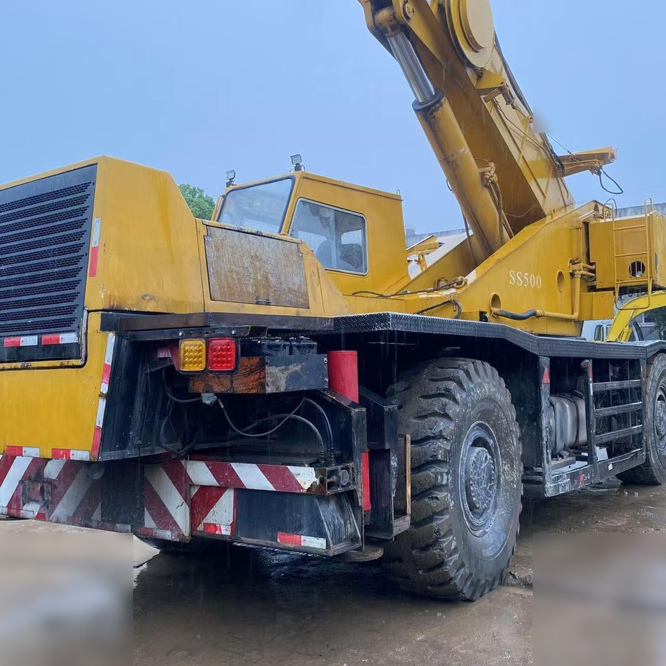 KATO SS500 - Terepjáró mobil daru: 3 kép. KATO SS500 - Terepjáró mobil daru: 3 kép.