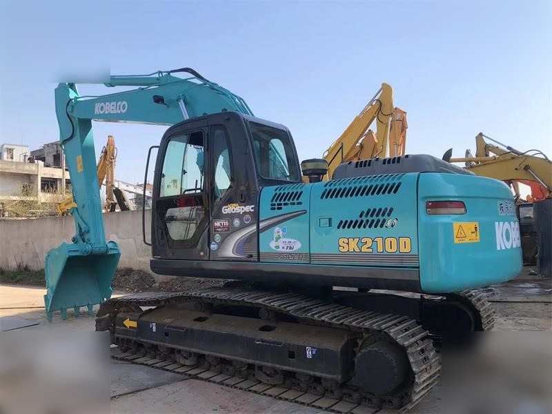 KOBELCO SK210-8 - Lánctalpas kotró: 1 kép. KOBELCO SK210-8 - Lánctalpas kotró: 1 kép.