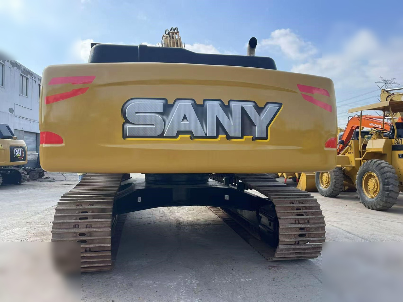 SANY SY365H - Lánctalpas kotró: 4 kép. SANY SY365H - Lánctalpas kotró: 4 kép.