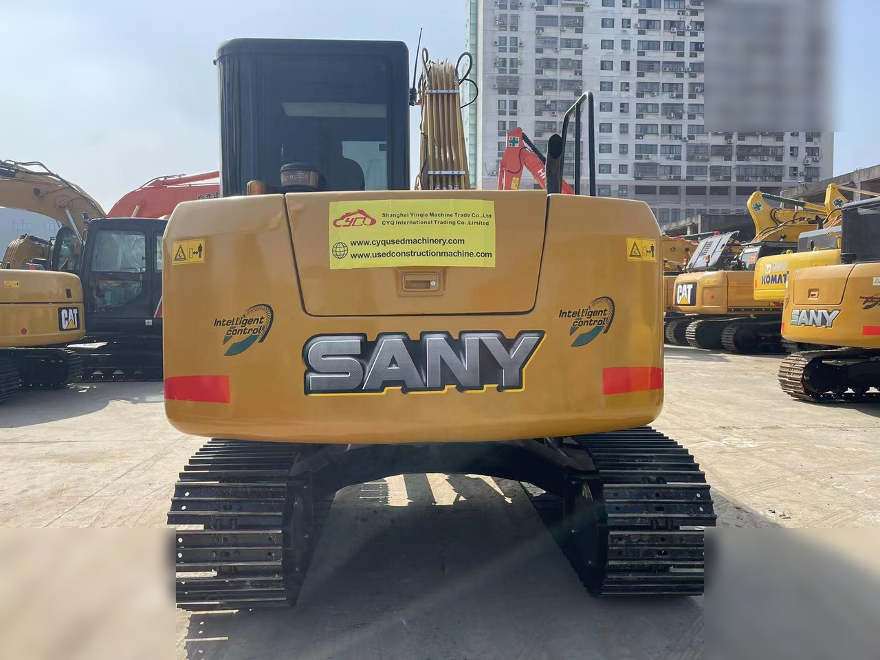 SANY SY75C - Lánctalpas kotró: 3 kép. SANY SY75C - Lánctalpas kotró: 3 kép.