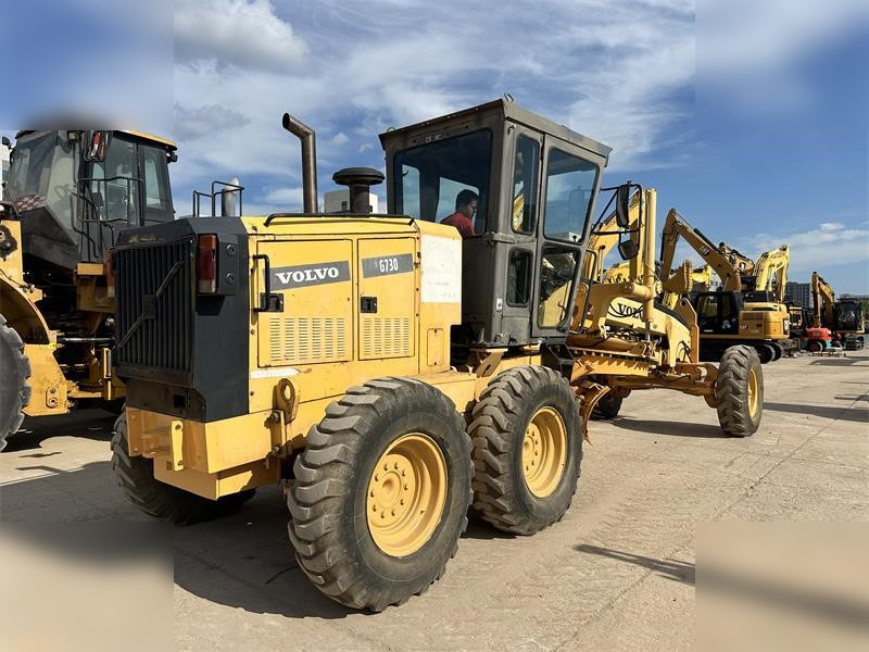 VOLVO G730 VHP - Gréder: 3 kép. VOLVO G730 VHP - Gréder: 3 kép.