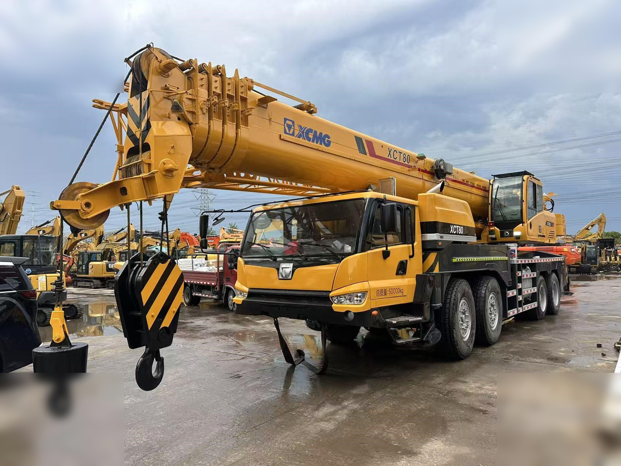 XCMG XCT80L5 - Terepjáró autódaru: 4 kép. XCMG XCT80L5 - Terepjáró autódaru: 4 kép.