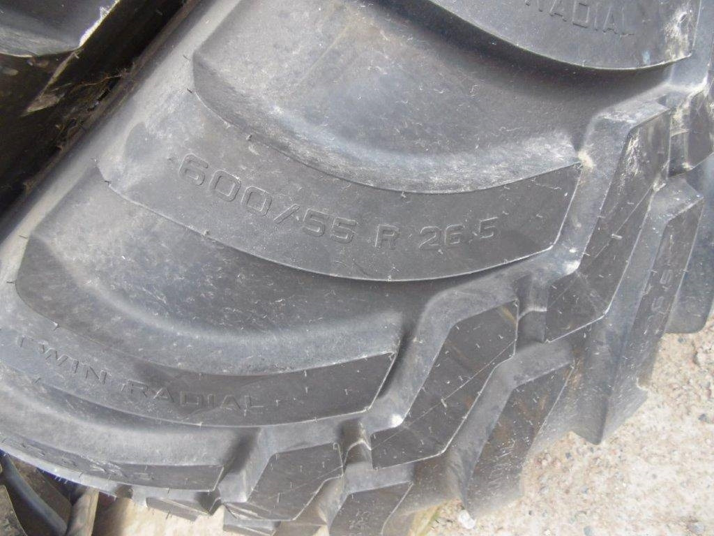 Trelleborg Twin 4 st fabriksnya 600-55/26,5 - Gumiabroncs - Építőipari gépek: 1 kép. Trelleborg Twin 4 st fabriksnya 600-55/26,5 - Gumiabroncs - Építőipari gépek: 1 kép.