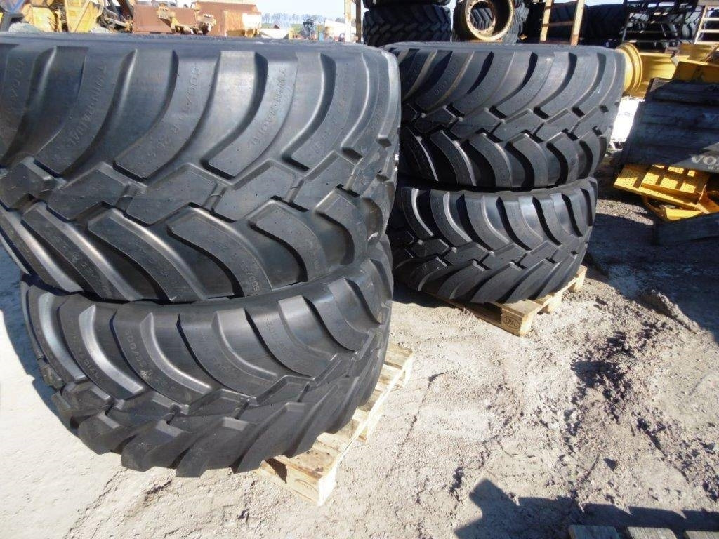 Trelleborg Twin 600-55-26,5 - Gumiabroncs - Építőipari gépek: 2 kép. Trelleborg Twin 600-55-26,5 - Gumiabroncs - Építőipari gépek: 2 kép.