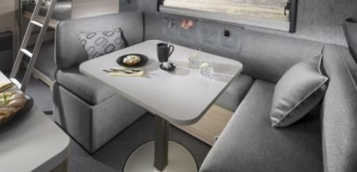 Adria Altea 60Y 552 PK*Fußboden-Temp*Eingangstür Fenst - Lakókocsi: 3 kép. Adria Altea 60Y 552 PK*Fußboden-Temp*Eingangstür Fenst - Lakókocsi: 3 kép.