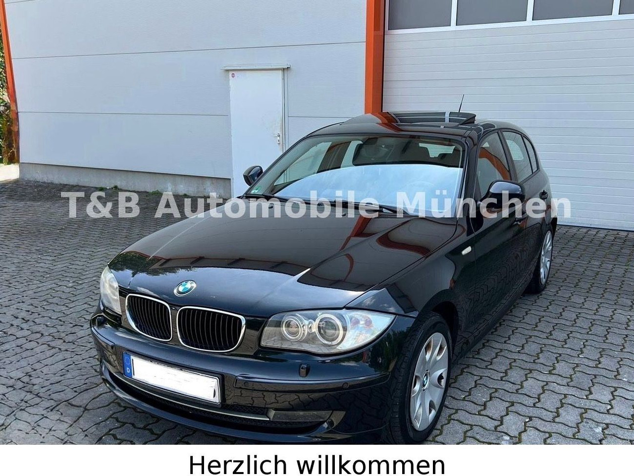 BMW 118d*Advantage-Paket*Klima*Navi*Xenon*PDC*1.Hand - Szedán: 1 kép. BMW 118d*Advantage-Paket*Klima*Navi*Xenon*PDC*1.Hand - Szedán: 1 kép.