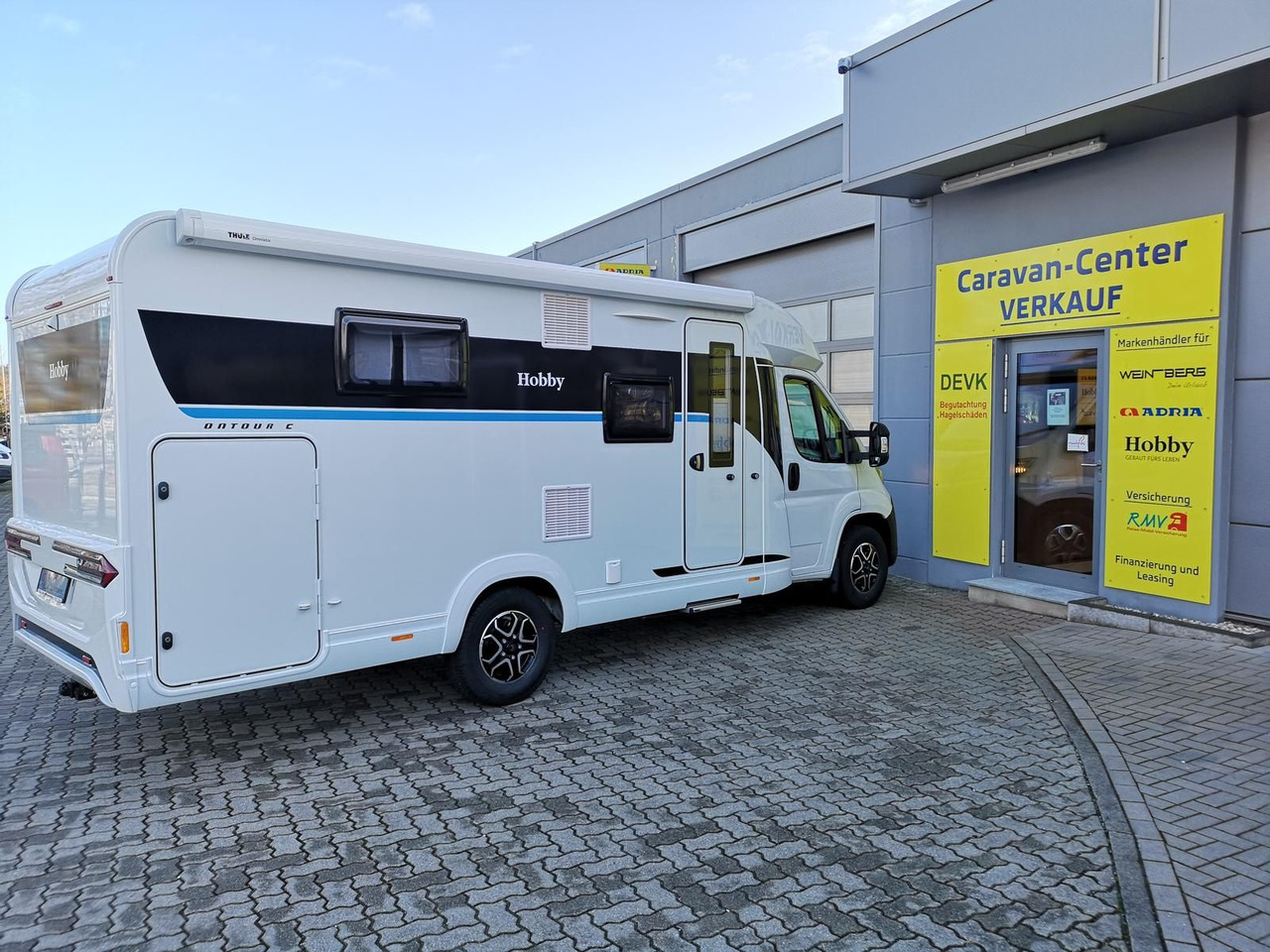Hobby Ontour C 700 GQ 103 kW*CAMPERNET*LITHIUM*SOFORT* - Félintegrált lakóautó: 5 kép. Hobby Ontour C 700 GQ 103 kW*CAMPERNET*LITHIUM*SOFORT* - Félintegrált lakóautó: 5 kép.