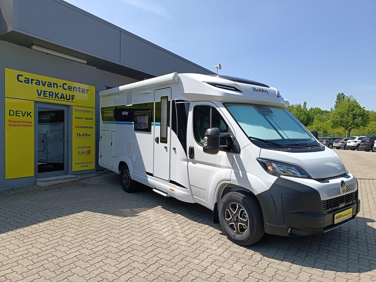 Hobby Ontour C680 GE*AUTOMATIK*LITHIUM*MARKISE*SOFORT* - Félintegrált lakóautó: 2 kép. Hobby Ontour C680 GE*AUTOMATIK*LITHIUM*MARKISE*SOFORT* - Félintegrált lakóautó: 2 kép.