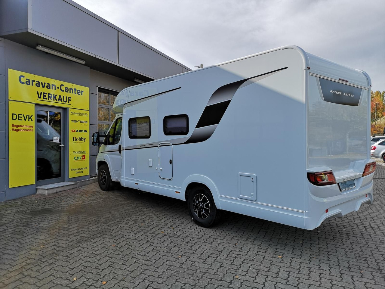 Hobby Optima T65 HFL ONTOUR *165PS*MARKISE*SOFORT* - Félintegrált lakóautó: 5 kép. Hobby Optima T65 HFL ONTOUR *165PS*MARKISE*SOFORT* - Félintegrált lakóautó: 5 kép.