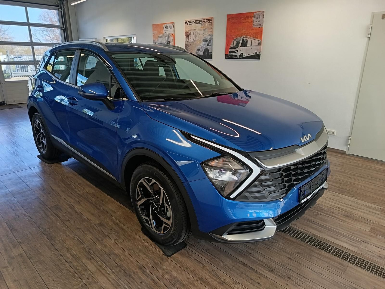 Kia Sportage 1.6 T-GDI DCT Vision*NAVI*LED*R-KAM*DAB - Terepjáró/ SUV: 3 kép. Kia Sportage 1.6 T-GDI DCT Vision*NAVI*LED*R-KAM*DAB - Terepjáró/ SUV: 3 kép.