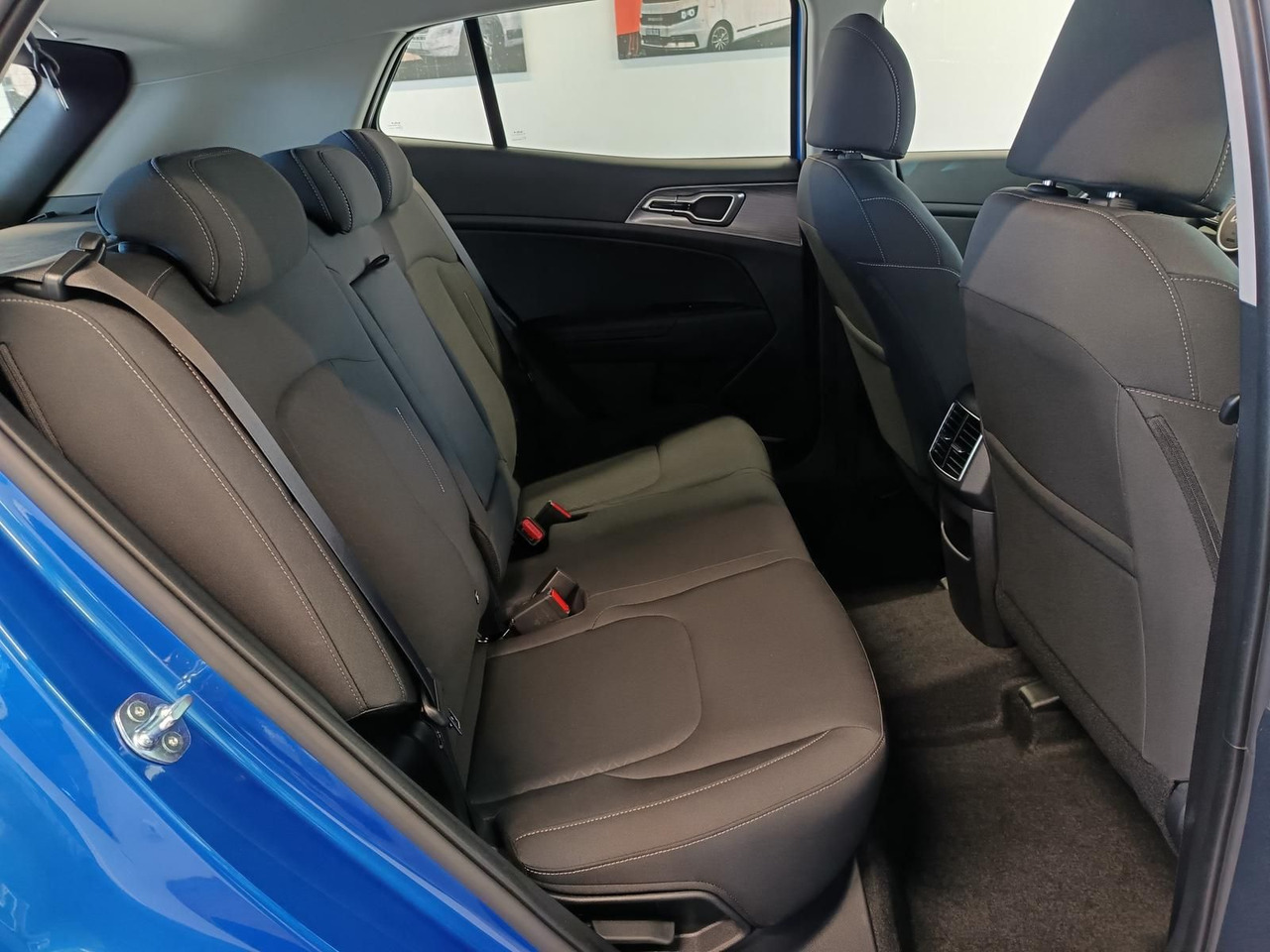 Terepjáró/ SUV Kia Sportage 1.6 T-GDI DCT Vision*NAVI*LED*R-KAM*DAB: 19 kép.