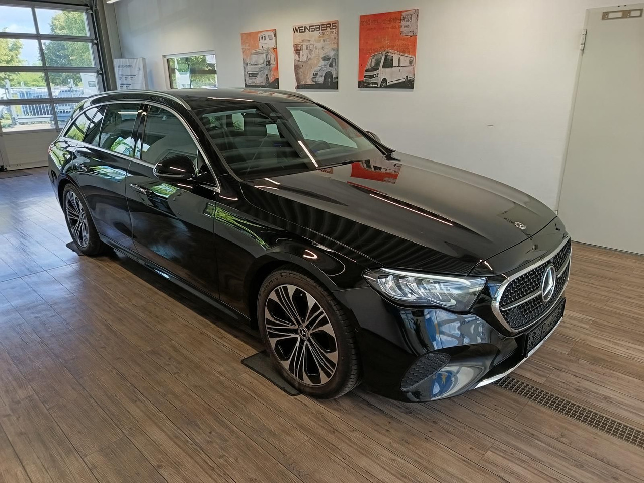 Mercedes-Benz E 200 Avantgarde Advanced*PSD*LED*NAVI*ACC* - Kombi: 3 kép. Mercedes-Benz E 200 Avantgarde Advanced*PSD*LED*NAVI*ACC* - Kombi: 3 kép.