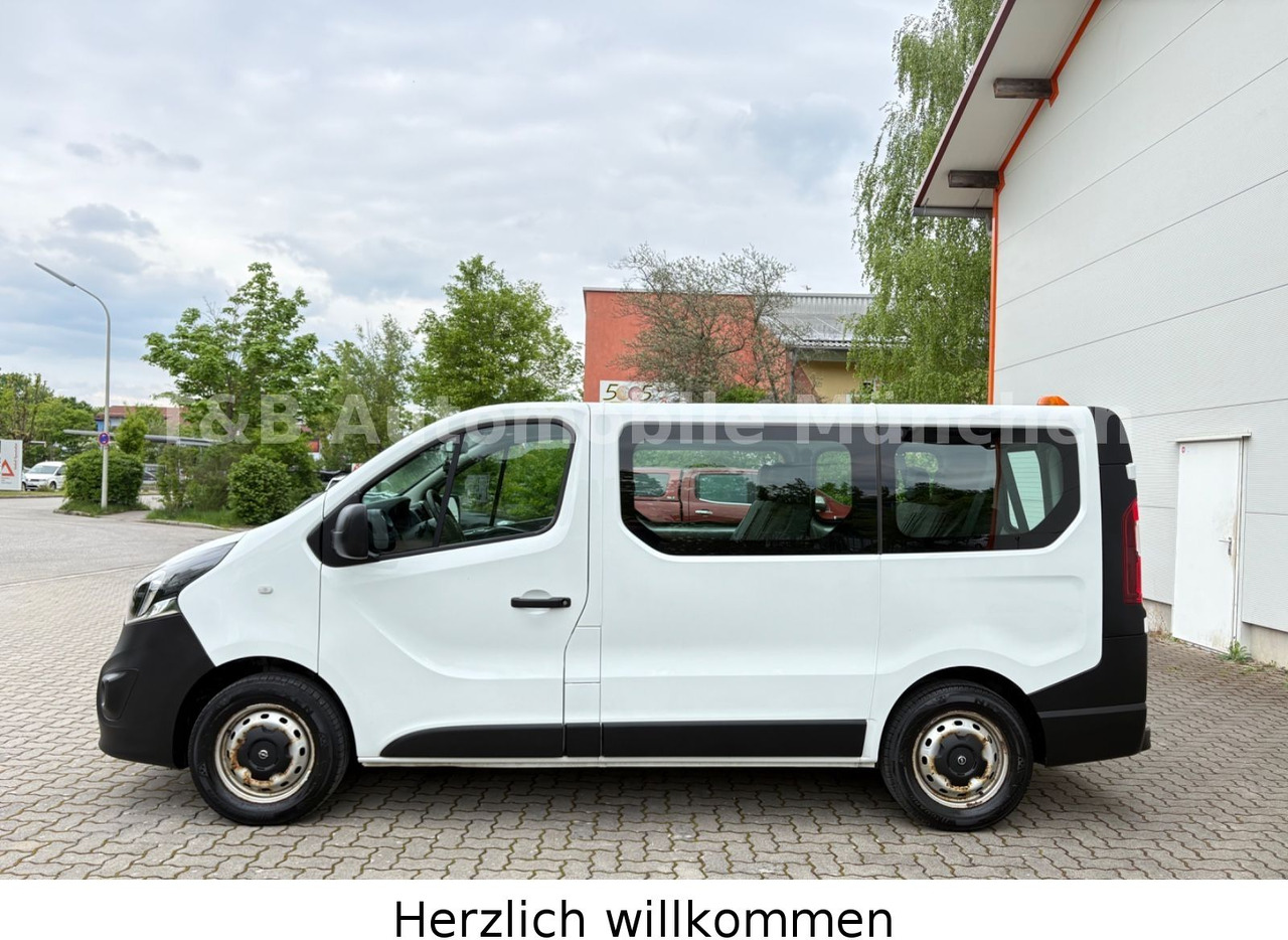 Opel Vivaro B/Combi*9-Si*Klima*Navi*AHK*PDC*Tempomat* - Kisbusz: 1 kép. Opel Vivaro B/Combi*9-Si*Klima*Navi*AHK*PDC*Tempomat* - Kisbusz: 1 kép.