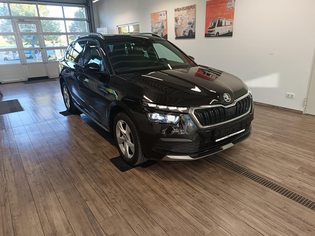 Skoda Kamiq Style 1,0 TSI DSG*AHK*LED*PDC*DAB*TEMP*SHZ - Terepjáró/ SUV: 3 kép. Skoda Kamiq Style 1,0 TSI DSG*AHK*LED*PDC*DAB*TEMP*SHZ - Terepjáró/ SUV: 3 kép.