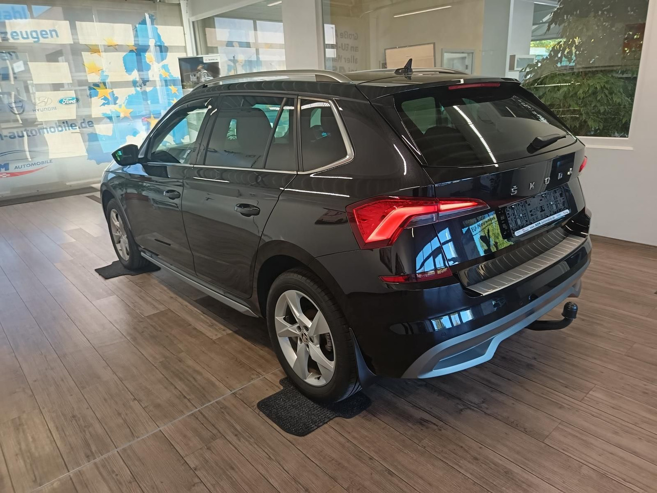 Skoda Kamiq Style 1,0 TSI DSG*AHK*LED*PDC*DAB*TEMP*SHZ - Terepjáró/ SUV: 4 kép. Skoda Kamiq Style 1,0 TSI DSG*AHK*LED*PDC*DAB*TEMP*SHZ - Terepjáró/ SUV: 4 kép.