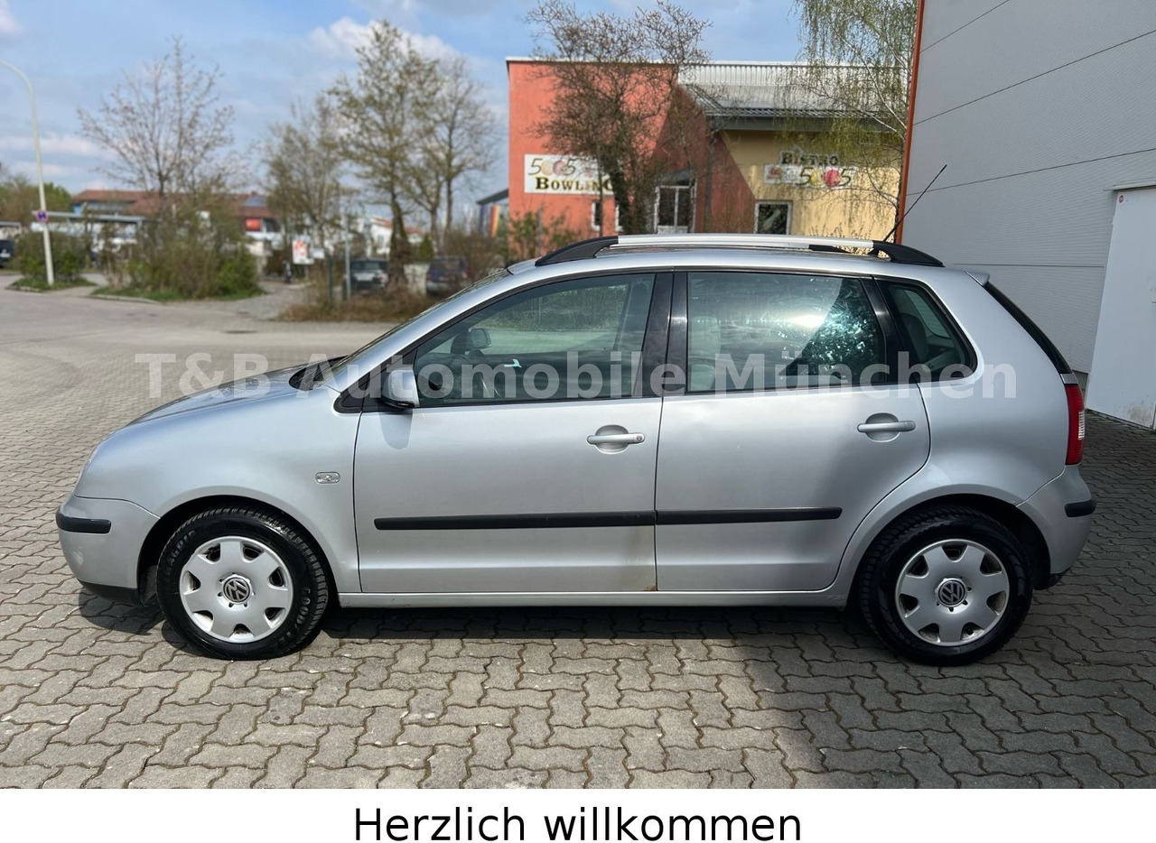 Volkswagen Polo IV 1.2*Comfortline*Klimaanlage*120.000Km* - Autó: 1 kép. Volkswagen Polo IV 1.2*Comfortline*Klimaanlage*120.000Km* - Autó: 1 kép.