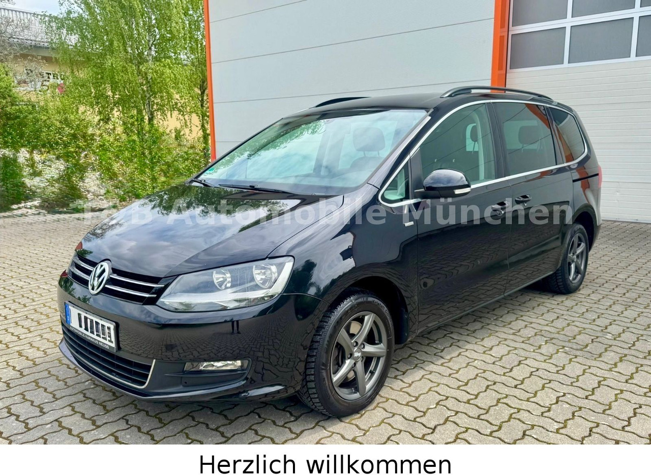 Volkswagen Sharan Match BMT*6-Si*Leder*Navi*Kamera*44.000km - Kisbusz: 2 kép. Volkswagen Sharan Match BMT*6-Si*Leder*Navi*Kamera*44.000km - Kisbusz: 2 kép.