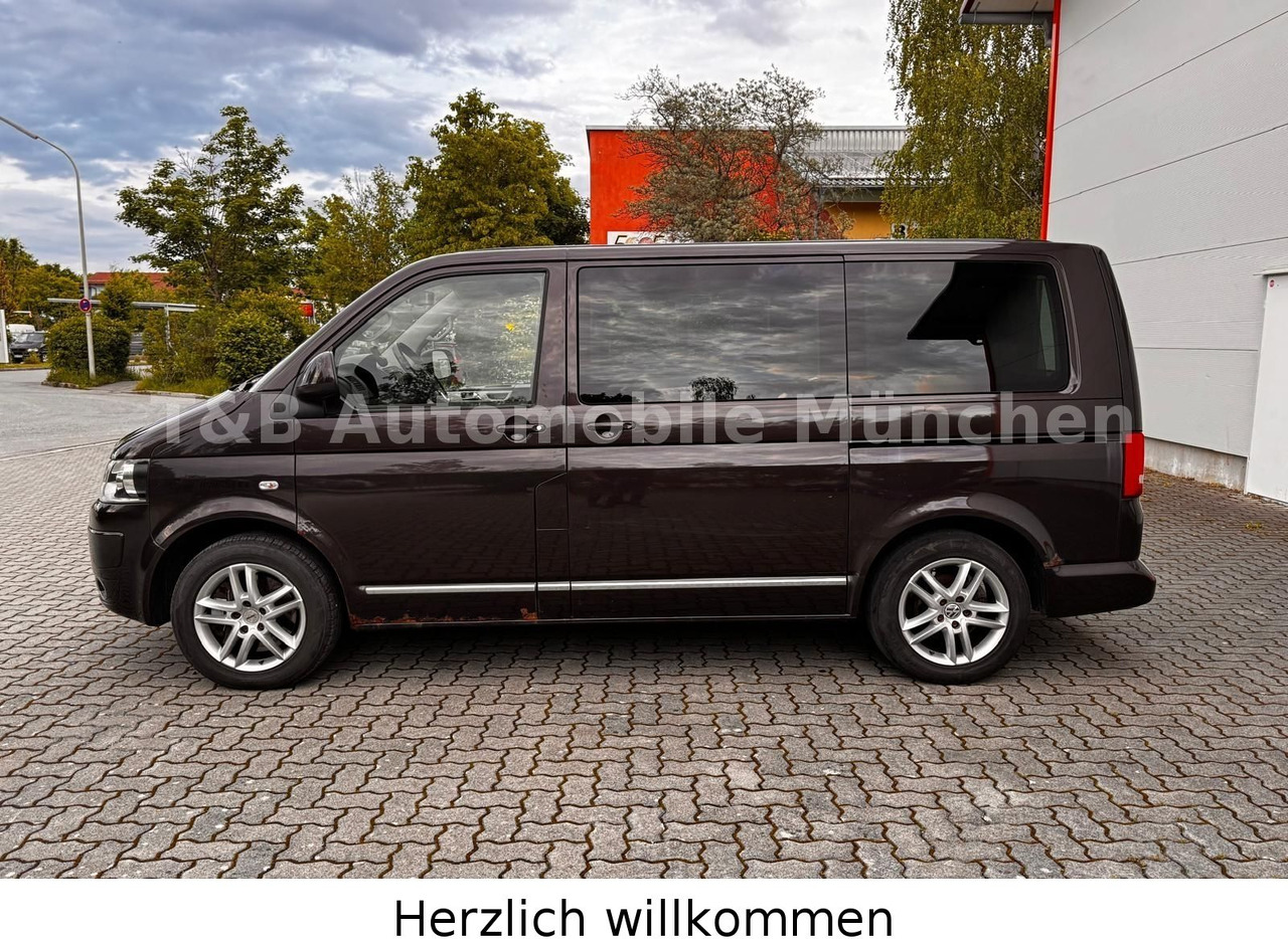 Volkswagen T5 Multivan*Highline*4Motion*DSG*Leder* - Kisbusz: 1 kép. Volkswagen T5 Multivan*Highline*4Motion*DSG*Leder* - Kisbusz: 1 kép.