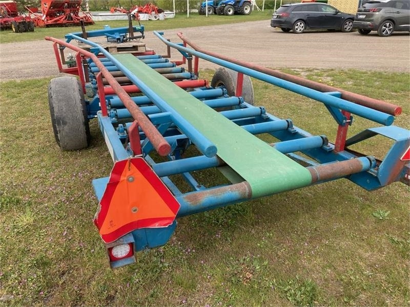 Fasterholt QB 3 80/80 Minibig - Mezőgazdasági pótkocsi: 3 kép. Fasterholt QB 3 80/80 Minibig - Mezőgazdasági pótkocsi: 3 kép.