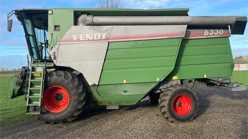 Fendt 6330 - Kombájn: 5 kép. Fendt 6330 - Kombájn: 5 kép.