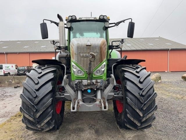 Fendt 828 Vario S4 Profi - Traktor: 3 kép. Fendt 828 Vario S4 Profi - Traktor: 3 kép.
