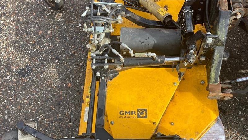 GMR FR1300LM 2000 H PTO - Fűkasza: 2 kép. GMR FR1300LM 2000 H PTO - Fűkasza: 2 kép.