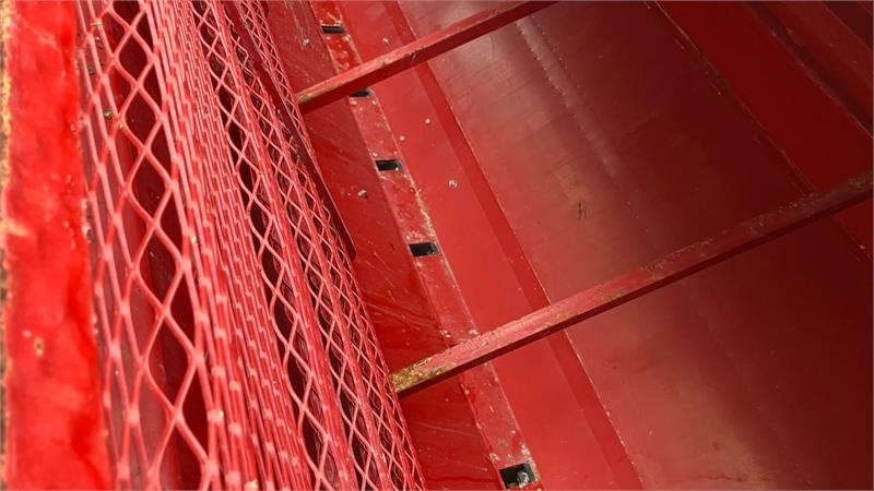 Kongskilde DEMETER MULTISEED 4000 - Szemenkénti vetőgép: 5 kép. Kongskilde DEMETER MULTISEED 4000 - Szemenkénti vetőgép: 5 kép.