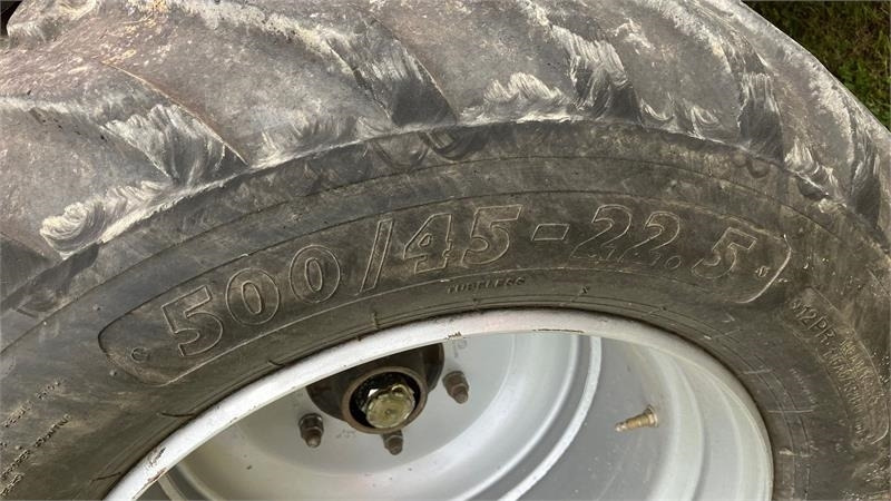 Kuhn VB 2295 - Bálázó: 5 kép. Kuhn VB 2295 - Bálázó: 5 kép.