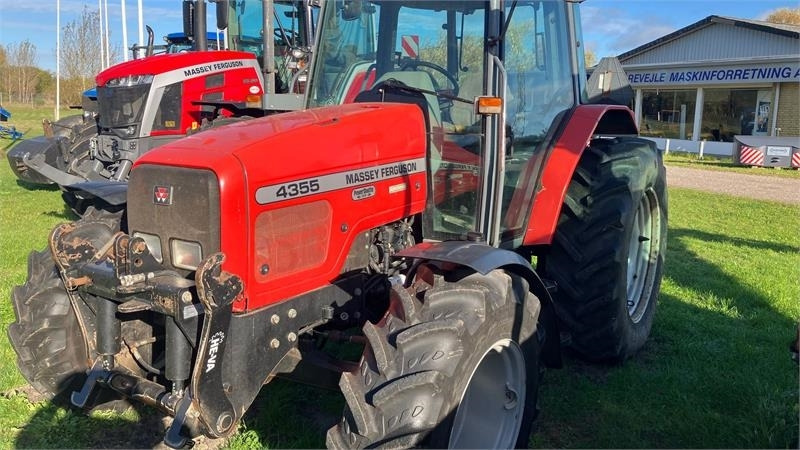 Massey Ferguson 4355 Power Shuttle 24-24 - Traktor: 1 kép. Massey Ferguson 4355 Power Shuttle 24-24 - Traktor: 1 kép.