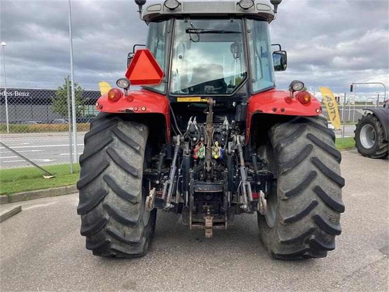 Massey Ferguson 6480 Dyna 4 - Traktor: 4 kép. Massey Ferguson 6480 Dyna 4 - Traktor: 4 kép.