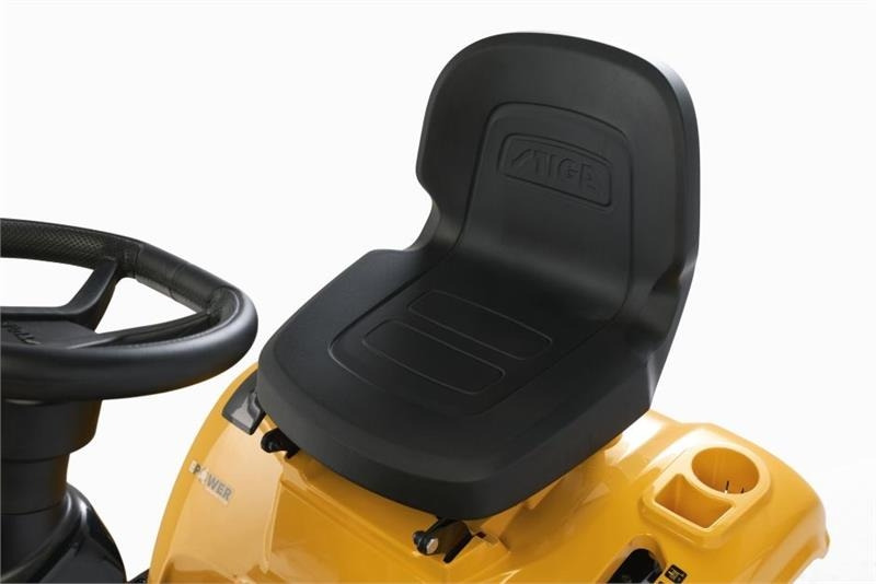 Stiga E-Ride S500 48 Volt - Batteri drevet - Kommunális traktor: 5 kép. Stiga E-Ride S500 48 Volt - Batteri drevet - Kommunális traktor: 5 kép.