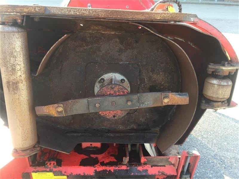 Trimax STEALTH S2 340 - Fűkasza: 5 kép. Trimax STEALTH S2 340 - Fűkasza: 5 kép.