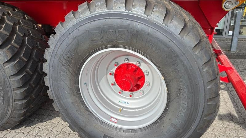 VGM Rocky Rockky XL - Pótkocsi billenőplatós: 3 kép. VGM Rocky Rockky XL - Pótkocsi billenőplatós: 3 kép.