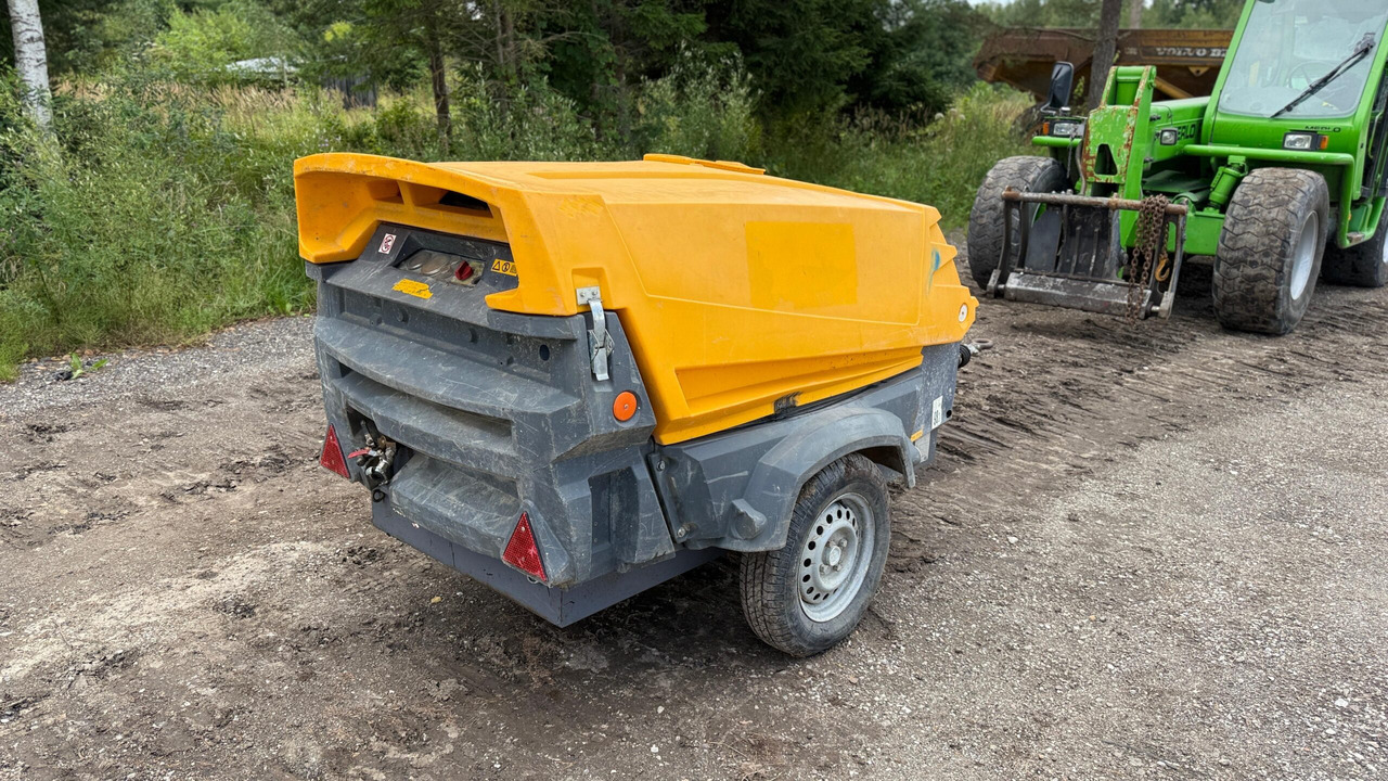 ATLAS COPCO XAS67KD - Légkompresszor: 3 kép. ATLAS COPCO XAS67KD - Légkompresszor: 3 kép.