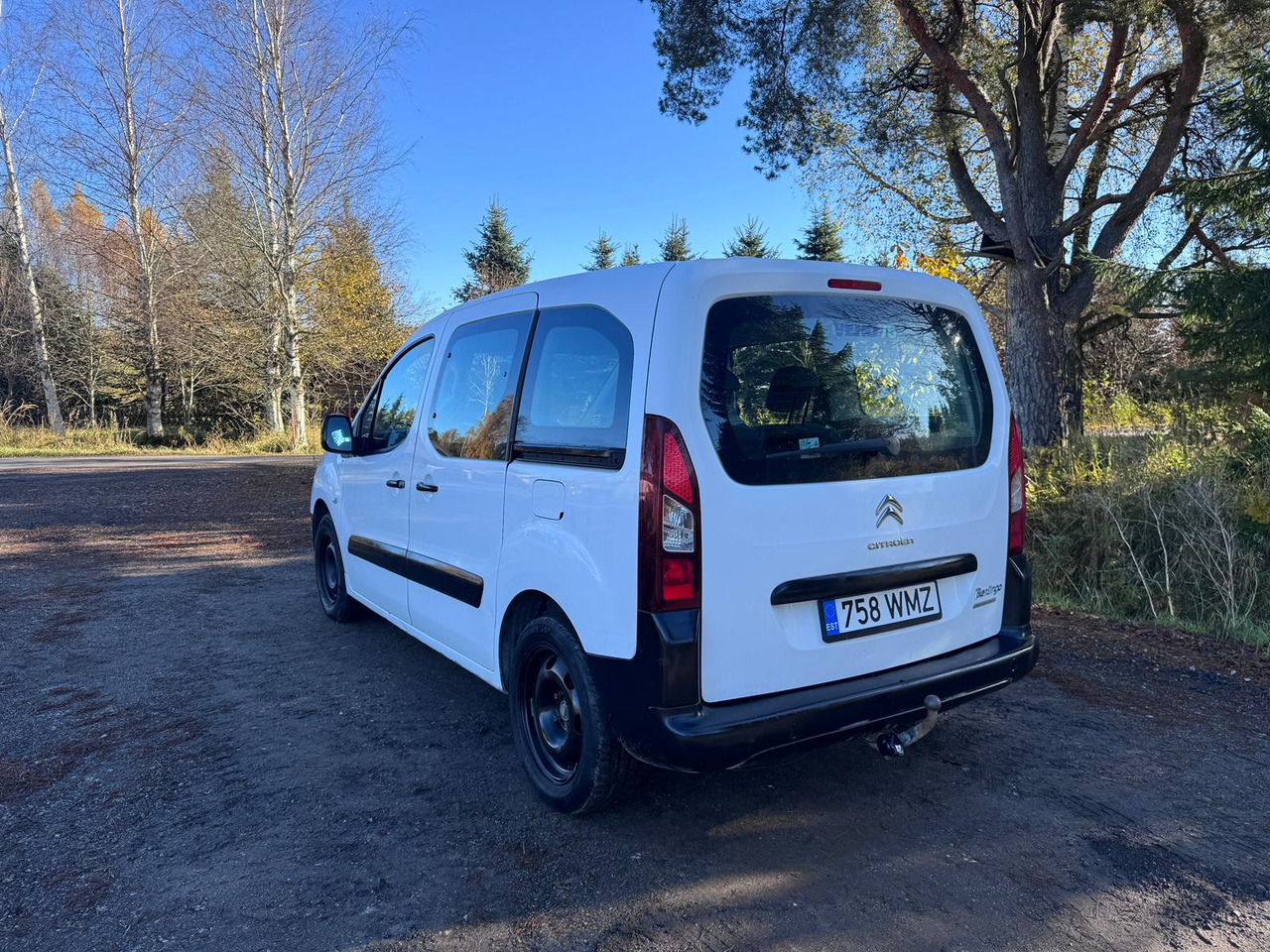 CITROEN BERLINGO - Kis furgon: 3 kép. CITROEN BERLINGO - Kis furgon: 3 kép.