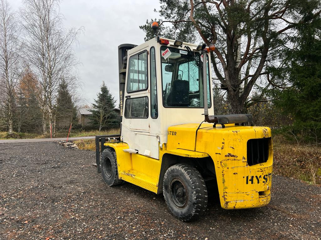 HYSTER H7.00XL 1997, - Dízel targonca: 3 kép. HYSTER H7.00XL 1997, - Dízel targonca: 3 kép.