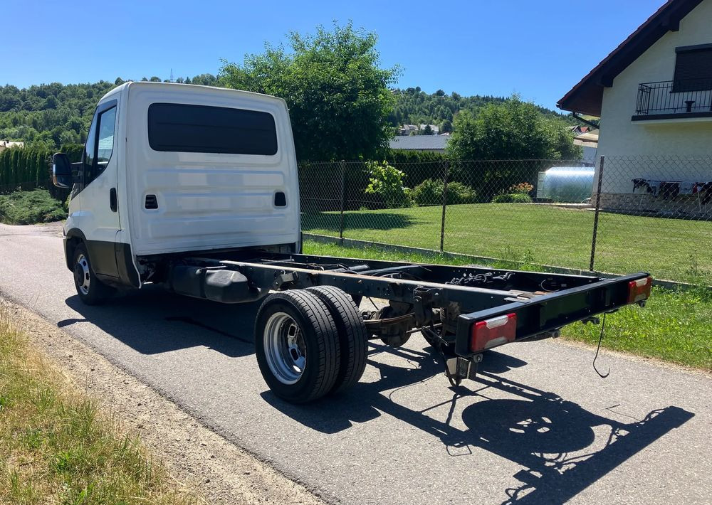 Iveco DAILY 35C13 ramo do zabudowy kiper wywrotka - Alvaz teherautó: 4 kép. Iveco DAILY 35C13 ramo do zabudowy kiper wywrotka - Alvaz teherautó: 4 kép.