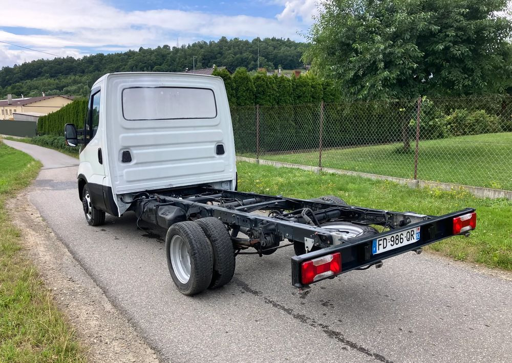 Iveco DAILY 35C14 ramo do zabudowy kiper wywrotka - Alvaz teherautó: 4 kép. Iveco DAILY 35C14 ramo do zabudowy kiper wywrotka - Alvaz teherautó: 4 kép.