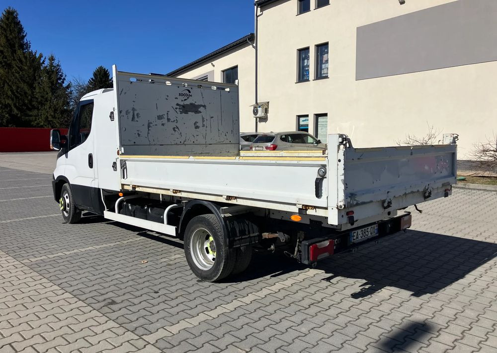 Iveco Iveco daily 35C13 wywrotka kiper - Billenőplatós kisteherautó: 2 kép. Iveco Iveco daily 35C13 wywrotka kiper - Billenőplatós kisteherautó: 2 kép.